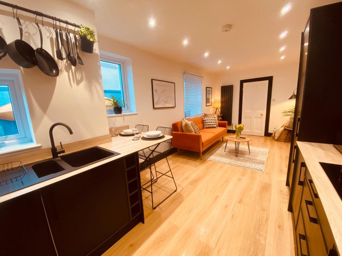 Apartment On The Hoe & Coastal Path With Free Parking Plymouth Exteriör bild